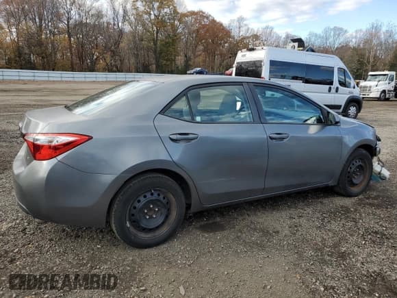 ✅ 2015 Toyota Corolla S Plus • VIN: 2T1BURHE5FC476177 • Lot: 92260755. Listed on Copart with 181,711 mi. Free auction sales archive from the USA and detailed vehicle history report at DreamBid. Image 3.