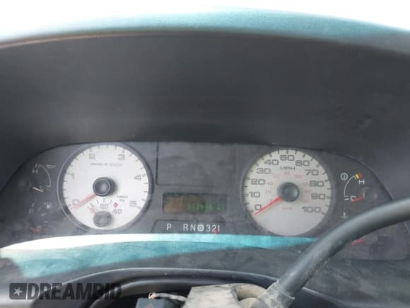 ✅ 2005 Ford F-250 XL • VIN: 1FTSW21P75EC79181 • Lot: 42098923. Listed on IAAI with 198,999 mi. Free auction sales archive from the USA and detailed vehicle history report at DreamBid. Image 7.