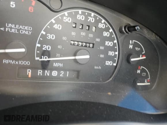 ✅ 1995 Ford Explorer Eddie Bauer • VIN: 1FMDU34X0SZB49016 • Lot: 42761415. Listed on Copart with 133,718 mi. Free auction sales archive from the USA and detailed vehicle history report at DreamBid. Image 9.