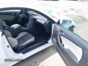 ✅ 2015 Hyundai Genesis Coupe R-Spec • VIN: KMHHU6KJ9FU122269 • Lot: 42146141. Listed on IAAI with 91,352 mi. Free auction sales archive from the USA and detailed vehicle history report at DreamBid. Image 5.