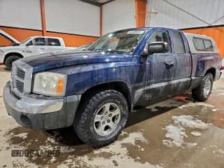 ✅ 2005 Dodge Dakota SLT • VIN: 1D7HW42N35S179492 • Lot: 94480025. Listed on Copart with 295,351 mi. Free auction sales archive from the USA and detailed vehicle history report at DreamBid. Image 1.