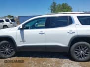 ✅ 2018 GMC Acadia SLT • VIN: 1GKKNMLA6JZ134938 • Lot: 42301360. Wystawiony na IAAI z przebiegiem 124 105 mil. Bezpłatny archiwum sprzedaży aukcyjnych z USA i szczegółowy raport historii pojazdu na DreamBid. Zdjęcie 14.