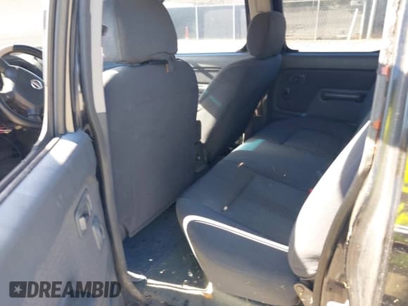 ✅ 2002 Nissan Frontier XE • VIN: 1N6ED27T92C358041 • Lot: 43719347. Listed on IAAI with Not provided. Free auction sales archive from the USA and detailed vehicle history report at DreamBid. Image 8.
