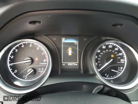 ✅ 2020 Toyota Camry SE • VIN: 4T1G11AK6LU328016 • Lot: 85437415. Wystawiony na Copart z przebiegiem 86 679 mil. Bezpłatny archiwum sprzedaży aukcyjnych z USA i szczegółowy raport historii pojazdu na DreamBid. Zdjęcie 9.