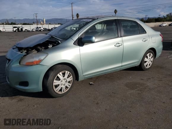 ✅ 2010 Toyota Yaris • VIN: JTDBT4K33A1376136 • Lot: 92212925. Listed on Copart with 181,254 mi. Free auction sales archive from the USA and detailed vehicle history report at DreamBid. Image 1.