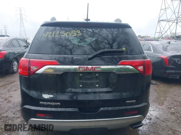 ✅ 2018 GMC Acadia Denali • VIN: 1GKKNXLS3JZ158236 • Lot: 42125053. Listed on IAAI with 58,000 mi. Free auction sales archive from the USA and detailed vehicle history report at DreamBid. Image 17.