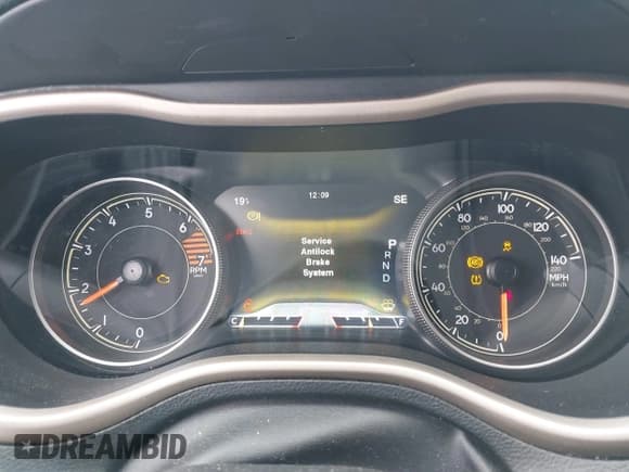 ✅ 2016 Jeep Cherokee Limited • VIN: 1C4PJMDB6GW331557 • Lot: 41601297. Wystawiony na IAAI z przebiegiem 175 562 mil. Bezpłatny archiwum sprzedaży aukcyjnych z USA i szczegółowy raport historii pojazdu na DreamBid. Zdjęcie 7.