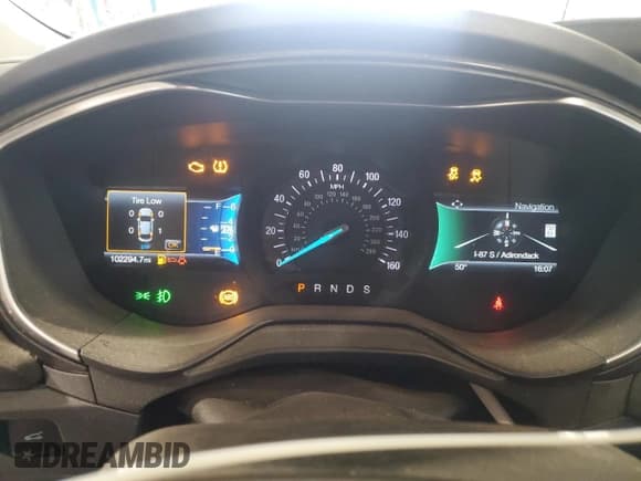 ✅ 2020 Ford Fusion Titanium • VIN: 3FA6P0D90LR152868 • Лот: 82455145. Опубликован ранее на Copart с пробегом 102 294 миль. Бесплатный доступ к архиву аукционных продаж из США и подробный отчёт об истории автомобиля на DreamBid. Изображение 9.