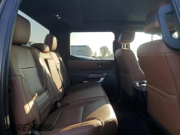 ✅ 2022 Toyota Tundra 1794 Edition • VIN: 5TFMA5EC8NX007808 • Лот: 91898745. Опубликован ранее на Copart с пробегом 76 381 миль. Бесплатный доступ к архиву аукционных продаж из США и подробный отчёт об истории автомобиля на DreamBid. Изображение 10.