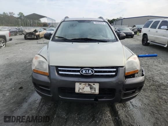 ✅ 2008 Kia Sportage LX • VIN: KNDJF724287500658 • Lot: 70502825. Listed on Copart with 176,836 mi. Free auction sales archive from the USA and detailed vehicle history report at DreamBid. Image 5.