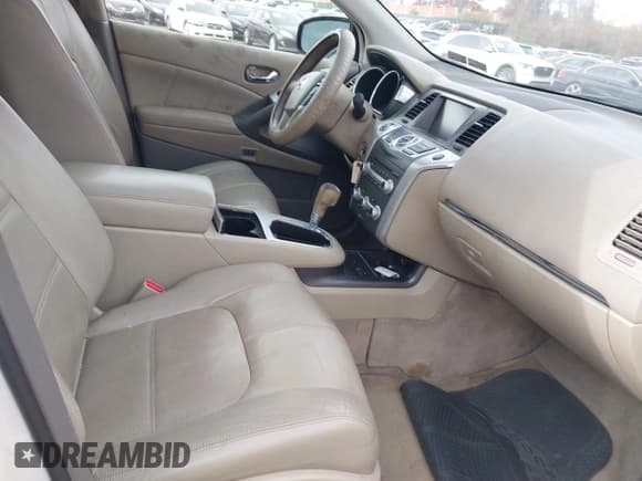 ✅ 2011 Nissan Murano SV • VIN: JN8AZ1MW2BW180634 • Lot: 43738398. Wystawiony na IAAI z przebiegiem 161 306 mil. Bezpłatny archiwum sprzedaży aukcyjnych z USA i szczegółowy raport historii pojazdu na DreamBid. Zdjęcie 5.