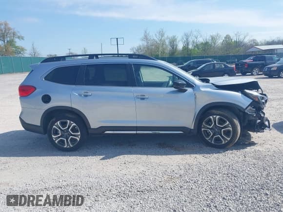 ✅ 2024 Subaru Ascent Limited • VIN: 4S4WMASD8R3420424 • Lot: 42039676. Listed on IAAI with 57,629 mi. Free auction sales archive from the USA and detailed vehicle history report at DreamBid. Image 12.