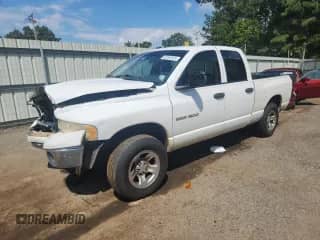 2003 Dodge 1500 ST z VIN 1D7HA18N63J622709, wystawiony jako Copart lot #82082925 z przebiegiem 260 398 mil mil oraz Szkoda całkowita • Salvage title. Historia ofert i sprzedaży dostępna na DreamBid. Obrazek 1.