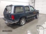 ✅ 1994 Ford Explorer Eddie Bauer • VIN: 1FMDU34X6RUC66042 • Лот: 43401869. Опубликован ранее на IAAI с пробегом 125 516 миль. Бесплатный доступ к архиву аукционных продаж из США и подробный отчёт об истории автомобиля на DreamBid. Изображение 4.