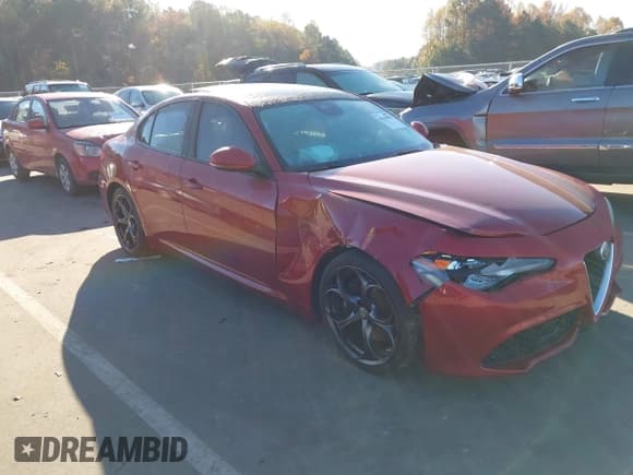 ✅ 2018 Alfa Romeo Giulia Ti Sport • VIN: ZARFAECN6J7563774 • Lot: 43614983. Listed on IAAI with 121,433 mi. Free auction sales archive from the USA and detailed vehicle history report at DreamBid. Image 1.
