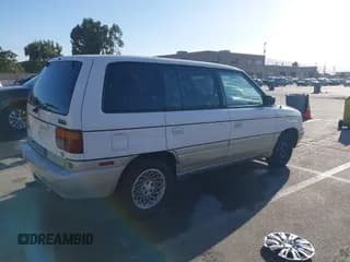 ✅ 1998 Mazda MPV • VIN: JM3LV5228W0835287 • Lot: 43387427. Wystawiony na IAAI z przebiegiem 160 972 mil. Bezpłatny archiwum sprzedaży aukcyjnych z USA i szczegółowy raport historii pojazdu na DreamBid. Zdjęcie 4.