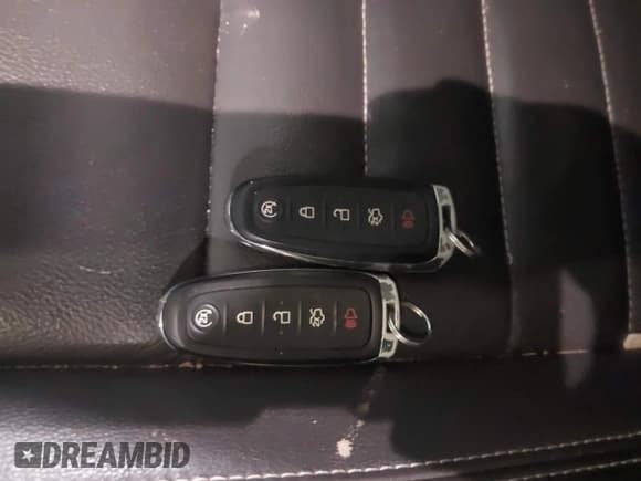 ✅ 2015 Ford Escape Titanium • VIN: 1FMCU9JX5FUA35888 • Lot: 41209408. Listed on IAAI with 125,378 mi. Free auction sales archive from the USA and detailed vehicle history report at DreamBid. Image 11.