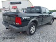 ✅ 2009 Dodge 1500 SLT • VIN: 1D3HB18P09S712991 • Lot: 42266812. Wystawiony na IAAI z przebiegiem 149 450 mil. Bezpłatny archiwum sprzedaży aukcyjnych z USA i szczegółowy raport historii pojazdu na DreamBid. Zdjęcie 4.
