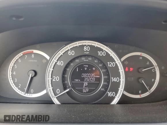 ✅ 2015 Honda Accord LX • VIN: 1HGCR2F34FA051036 • Lot: 64410195. Listed on Copart with 80,035 mi. Free auction sales archive from the USA and detailed vehicle history report at DreamBid. Image 9.