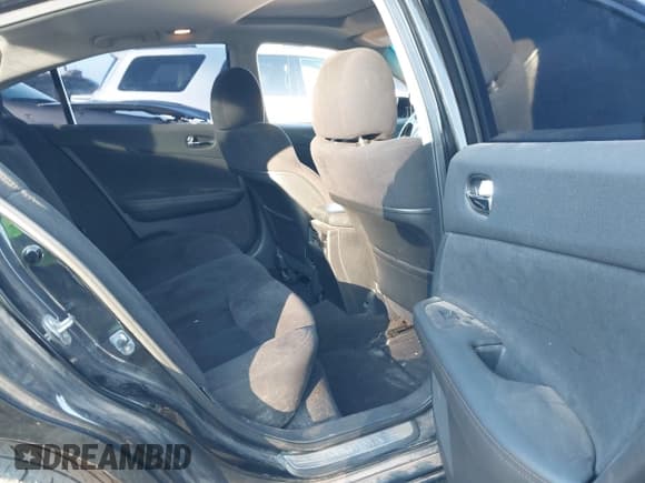 ✅ 2012 Nissan Maxima SV • VIN: 1N4AA5AP7CC828145 • Lot: 43786863. Wystawiony na IAAI z przebiegiem 155 757 mil. Bezpłatny archiwum sprzedaży aukcyjnych z USA i szczegółowy raport historii pojazdu na DreamBid. Zdjęcie 8.