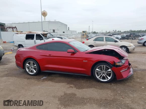 ✅ 2020 Ford Mustang GT • VIN: 1FA6P8CF7L5182295 • Lot: 41006471. Listed on IAAI with 8,583 mi. Free auction sales archive from the USA and detailed vehicle history report at DreamBid. Image 13.