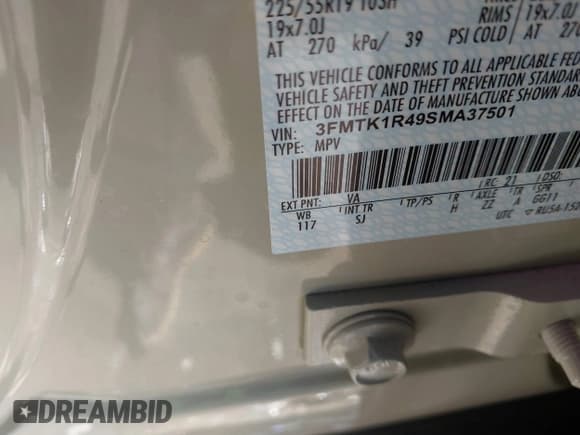 ✅ 2025 Ford Mustang Mach-E Select • VIN: 3FMTK1R49SMA37501 • Lot: 43485558. Wystawiony na IAAI z przebiegiem 1 971 mil. Bezpłatny archiwum sprzedaży aukcyjnych z USA i szczegółowy raport historii pojazdu na DreamBid. Zdjęcie 9.