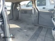 ✅ 2007 Chrysler Town & Country LX • VIN: 2A4GP44R17R327320 • Lot: 43526622. Wystawiony na IAAI z przebiegiem 195 554 mil. Bezpłatny archiwum sprzedaży aukcyjnych z USA i szczegółowy raport historii pojazdu na DreamBid. Zdjęcie 8.