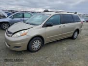 ✅ 2006 Toyota Sienna LE • VIN: 5TDZA23C86S518966 • Lot: 94360285. Listed on Copart with 130,131 mi. Free auction sales archive from the USA and detailed vehicle history report at DreamBid. Image 1.