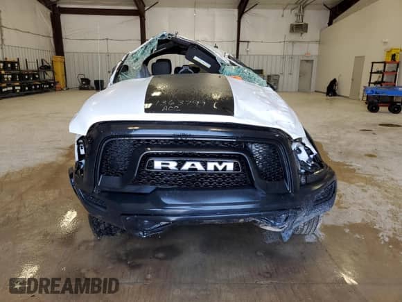 2021 Ram 1500 Warlock z VIN 1C6RR6GT3MS506620, wystawiony jako Copart lot #55771165 z przebiegiem 92 691 mil mil oraz Czysty tytuł • Clean title. Historia ofert i sprzedaży dostępna na DreamBid. Obrazek 5.