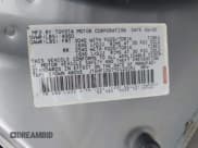 ✅ 2000 Lexus RX 300 • VIN: JT6HF10U7Y0129351 • Лот: 42903740. Опубликован ранее на IAAI с пробегом 171 737 миль. Бесплатный доступ к архиву аукционных продаж из США и подробный отчёт об истории автомобиля на DreamBid. Изображение 9.