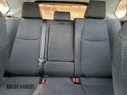 ✅ 2022 Toyota RAV4 LE • VIN: 2T3H1RFV8NW238091 • Lot: 81226135. Wystawiony na Copart z przebiegiem 52 362 mil. Bezpłatny archiwum sprzedaży aukcyjnych z USA i szczegółowy raport historii pojazdu na DreamBid. Zdjęcie 10.