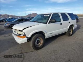 ✅ 2005 Chevrolet Blazer LS • VIN: 1GNCS13X45K100692 • Lot: 81526904. Listed on Copart with 143,577 mi. Free auction sales archive from the USA and detailed vehicle history report at DreamBid. Image 1.
