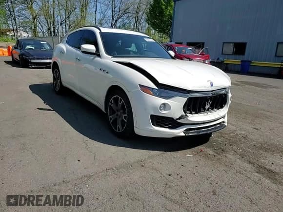 ✅ 2017 Maserati Levante • VIN: ZN661XUS4HX232968 • Lot: 54241275. Listed on Copart with 73,207 mi. Free auction sales archive from the USA and detailed vehicle history report at DreamBid. Image 13.