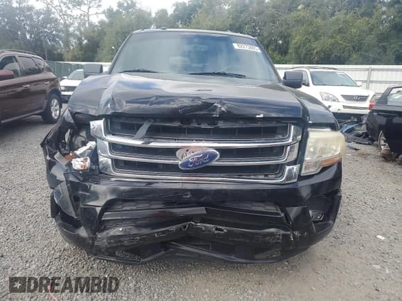 ✅ 2016 Ford Expedition Max XLT • VIN: 1FMJK1HT3GEF26800 • Lot: 82273885. Wystawiony na Copart z przebiegiem 295 830 mil. Bezpłatny archiwum sprzedaży aukcyjnych z USA i szczegółowy raport historii pojazdu na DreamBid. Zdjęcie 5.