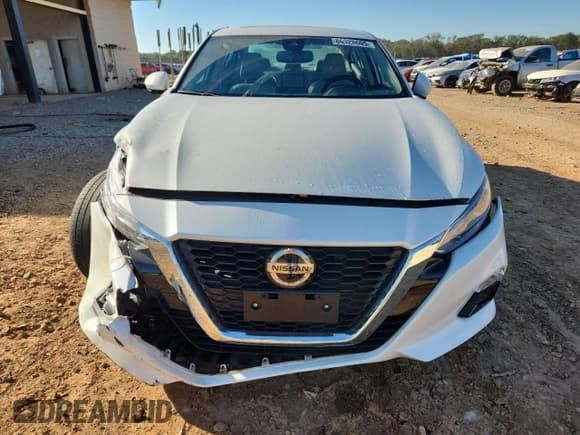 ✅ 2022 Nissan Altima Platinum • VIN: 1N4BL4FW1NN323895 • Лот: 86328605. Опубликован ранее на Copart с пробегом 19 178 миль. Бесплатный доступ к архиву аукционных продаж из США и подробный отчёт об истории автомобиля на DreamBid. Изображение 5.