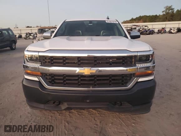 ✅ 2018 Chevrolet Silverado 1500 LS • VIN: 3GCUKNEC2JG602813 • Лот: 81661614. Опубликован ранее на Copart с пробегом 116 525 миль. Бесплатный доступ к архиву аукционных продаж из США и подробный отчёт об истории автомобиля на DreamBid. Изображение 5.