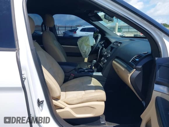 ✅ 2017 Ford Explorer • VIN: 1FM5K7B83HGD35375 • Лот: 42736653. Опубликован ранее на IAAI с пробегом 57 317 миль. Бесплатный доступ к архиву аукционных продаж из США и подробный отчёт об истории автомобиля на DreamBid. Изображение 5.