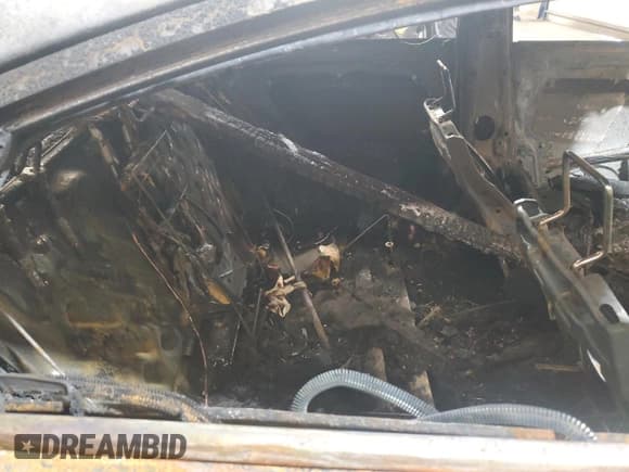 ✅ 2011 Hyundai Sonata GLS • VIN: 5NPEB4AC0BH238467 • Lot: 91849015. Wystawiony na Copart z przebiegiem Nie podano. Bezpłatny archiwum sprzedaży aukcyjnych z USA i szczegółowy raport historii pojazdu na DreamBid. Zdjęcie 10.