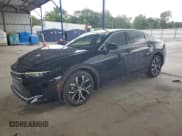 ✅ 2023 Toyota Crown XLE • VIN: JTDAAAAF9P3005989 • Лот: 61050705. Опубликован ранее на Copart с пробегом 55 633 миль. Бесплатный доступ к архиву аукционных продаж из США и подробный отчёт об истории автомобиля на DreamBid. Изображение 1.