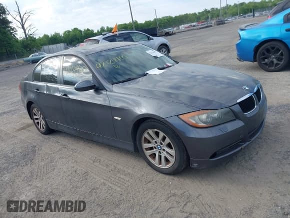 ✅ 2007 BMW 3 Series 328xi • VIN: WBAVC93527KX53775 • Лот: 42124420. Опубликован ранее на IAAI с пробегом Не указан. Бесплатный доступ к архиву аукционных продаж из США и подробный отчёт об истории автомобиля на DreamBid. Изображение 1.