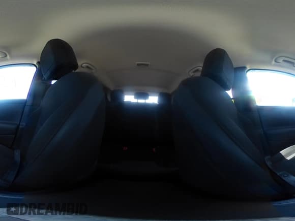 ✅ 2018 Jeep Renegade Latitude • VIN: ZACCJBBB0JPH02500 • Lot: 42431159. Wystawiony na IAAI z przebiegiem 64 506 mil. Bezpłatny archiwum sprzedaży aukcyjnych z USA i szczegółowy raport historii pojazdu na DreamBid. Zdjęcie 19.