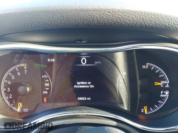 ✅ 2019 Jeep Grand Cherokee Limited • VIN: 1C4RJEBGXKC732634 • Lot: 43496165. Wystawiony na IAAI z przebiegiem 58 623 mil. Bezpłatny archiwum sprzedaży aukcyjnych z USA i szczegółowy raport historii pojazdu na DreamBid. Zdjęcie 7.