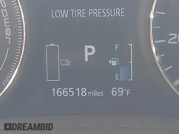 ✅ 2018 Mitsubishi Outlander SEL • VIN: JA4J24A53JZ032142 • Lot: 42452930. Wystawiony na IAAI z przebiegiem 166 518 mil. Bezpłatny archiwum sprzedaży aukcyjnych z USA i szczegółowy raport historii pojazdu na DreamBid. Zdjęcie 15.