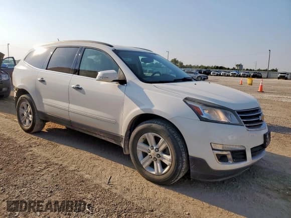 ✅ 2014 Chevrolet Traverse LT • VIN: 1GNKRHKD0EJ238484 • Lot: 81068835. Wystawiony na Copart z przebiegiem 126 249 mil. Bezpłatny archiwum sprzedaży aukcyjnych z USA i szczegółowy raport historii pojazdu na DreamBid. Zdjęcie 4.