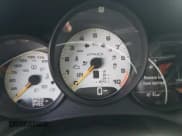 ✅ 2023 Porsche 718 Cayman GT4 RS • VIN: WP0AE2A83PS281201 • Лот: 53647645. Опубликован ранее на Copart с пробегом 5 693 миль. Бесплатный доступ к архиву аукционных продаж из США и подробный отчёт об истории автомобиля на DreamBid. Изображение 9.