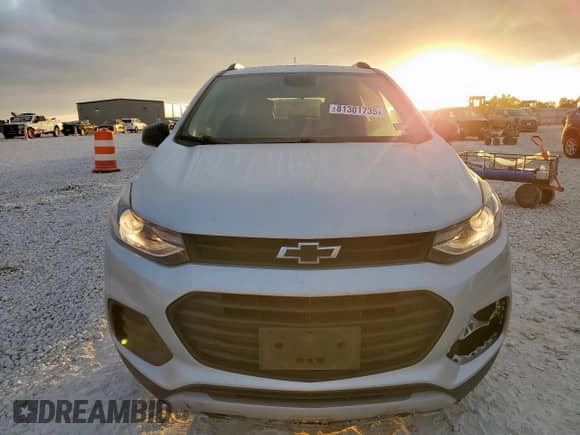 2019 Chevrolet Trax LT с VIN 3GNCJLSB3KL388896, выставлен на аукционе Copart как лот 81301735 с пробегом 80 816 миль миль и Списание • Salvage title. История ставок и продаж доступна на DreamBid. Изображение 5.