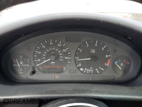 1998 BMW 3 Series 328i with VIN WBACD4329WAV60069, listed as a Copart auction lot 57724115 with 113,414 mi miles and Clean title. Bid and sale history available at DreamBid. Image 9.