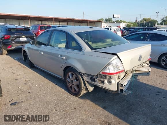 ✅ 2009 Mercury Sable Premier • VIN: 1MEHM42W69G614697 • Lot: 43121944. Listed on IAAI with 137,715 mi. Free auction sales archive from the USA and detailed vehicle history report at DreamBid. Image 3.