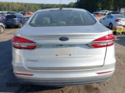 ✅ 2019 Ford Fusion S • VIN: 3FA6P0G70KR160235 • Лот: 43280903. Опубликован ранее на IAAI с пробегом 103 312 миль. Бесплатный доступ к архиву аукционных продаж из США и подробный отчёт об истории автомобиля на DreamBid. Изображение 16.