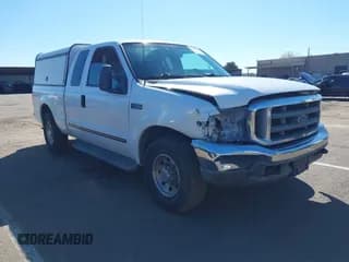 ✅ 2000 Ford F-250 XL • VIN: 1FTNX20L7YEB45347 • Lot: 41867503. Wystawiony na IAAI z przebiegiem 101 212 mil. Bezpłatny archiwum sprzedaży aukcyjnych z USA i szczegółowy raport historii pojazdu na DreamBid. Zdjęcie 1.